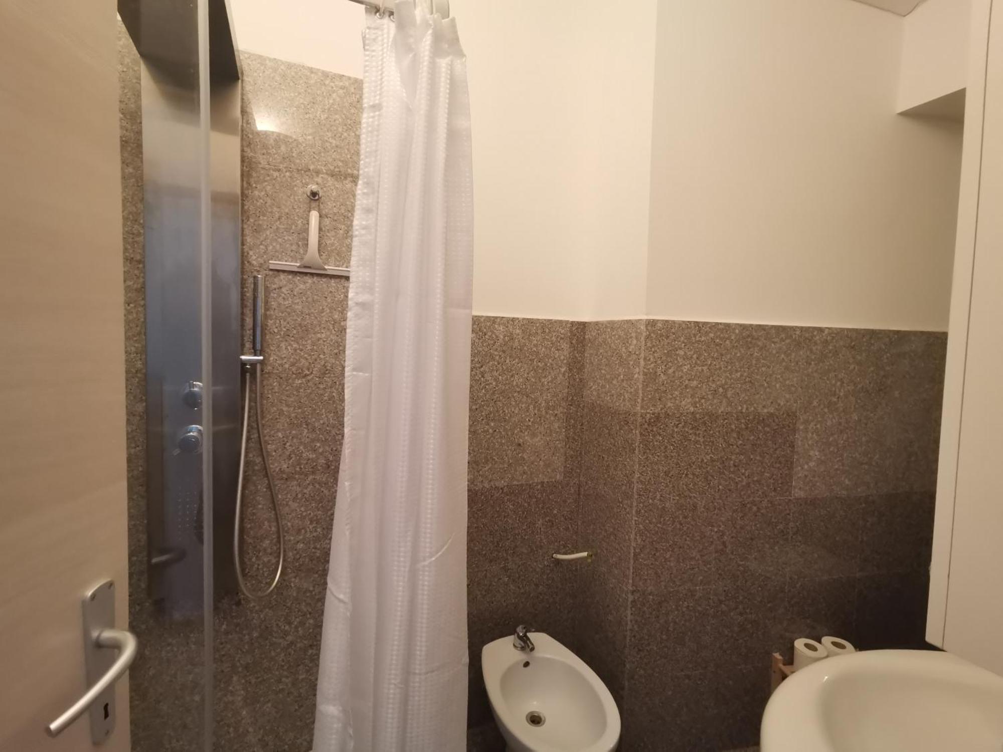 Ferienwohnung Da Lella City Centre Triest Zimmer foto